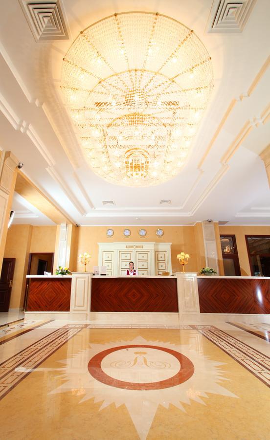 Aleksandrovski Grand Hotel Vladikavkaz Exterior foto