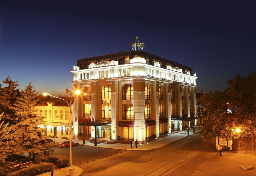 Aleksandrovski Grand Hotel Vladikavkaz Exterior foto